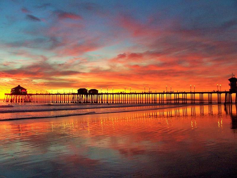 Huntington_Beach_Pier_Orange_County